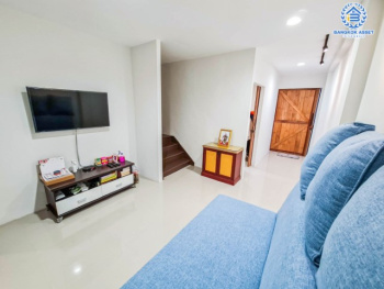 *****ทาวน์เฮ้าส์มือสองที่คุ้มที่สุด! ม.พิบูลย์ บางซื่อ เนื้อที่ 20 ตร.ว. ฟังก์ชัน 4 ห้องนอน 3 ห้องน้ำ สภาพสวย เดินระบบน้ำ-ไฟใหม่ พร้อมเฟอร์นิเจอร์! ทำเลดีใกล้เมือง! เชื่อมต่อรถไฟฟ้าสายสีม่วง "สถานีแยกติวานนท์" เข้า-ออกได้หลายทางทั้ง ถนนพิบูลย์สงคราม, ถนนวงศ์สว่าง และจุดขึ้นทางด่วน "ศรีรัช-วงแหวนรอบนอก"